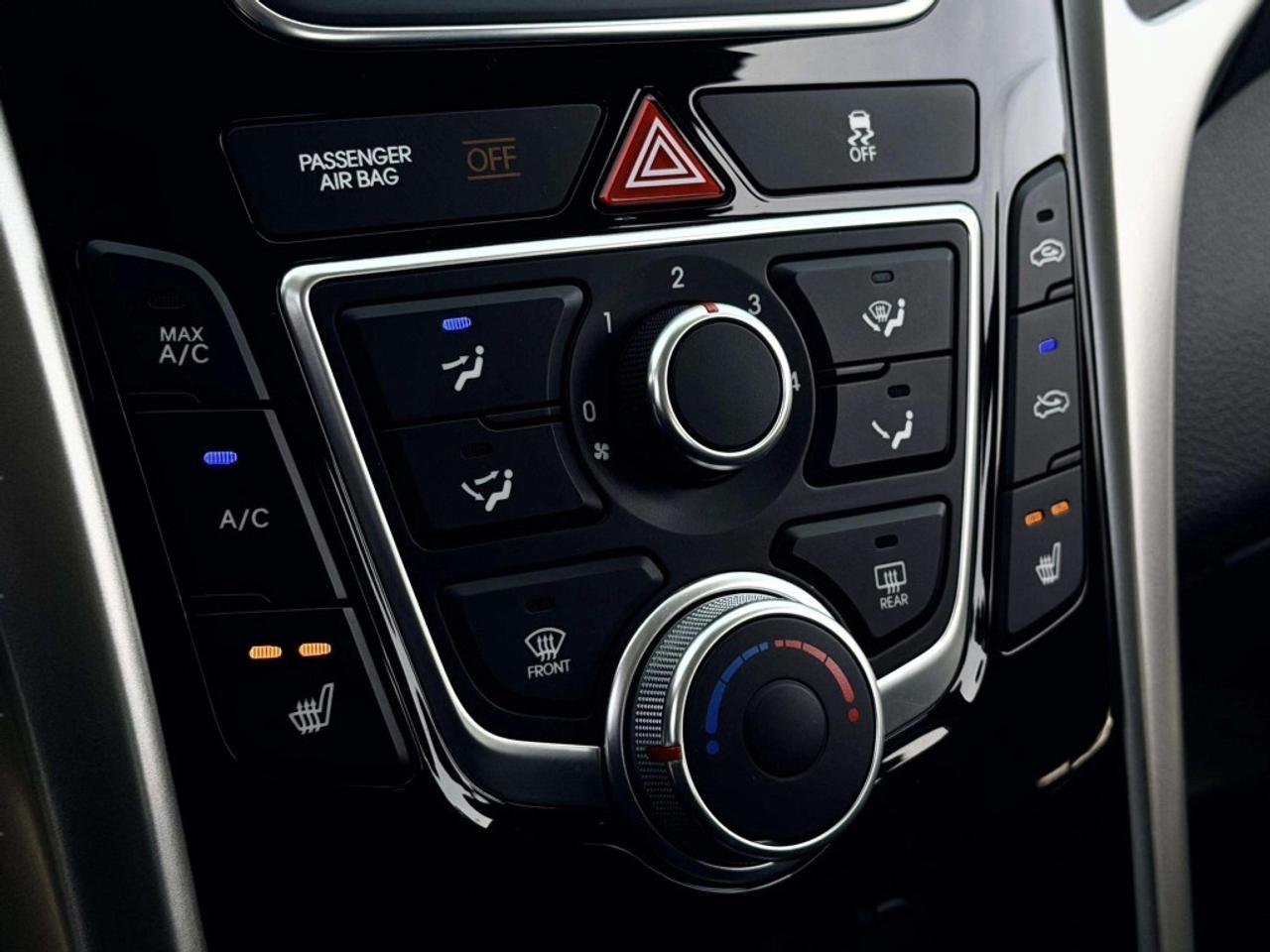 2016 Hyundai Elantra GT Hatchback Automatic GL Photo