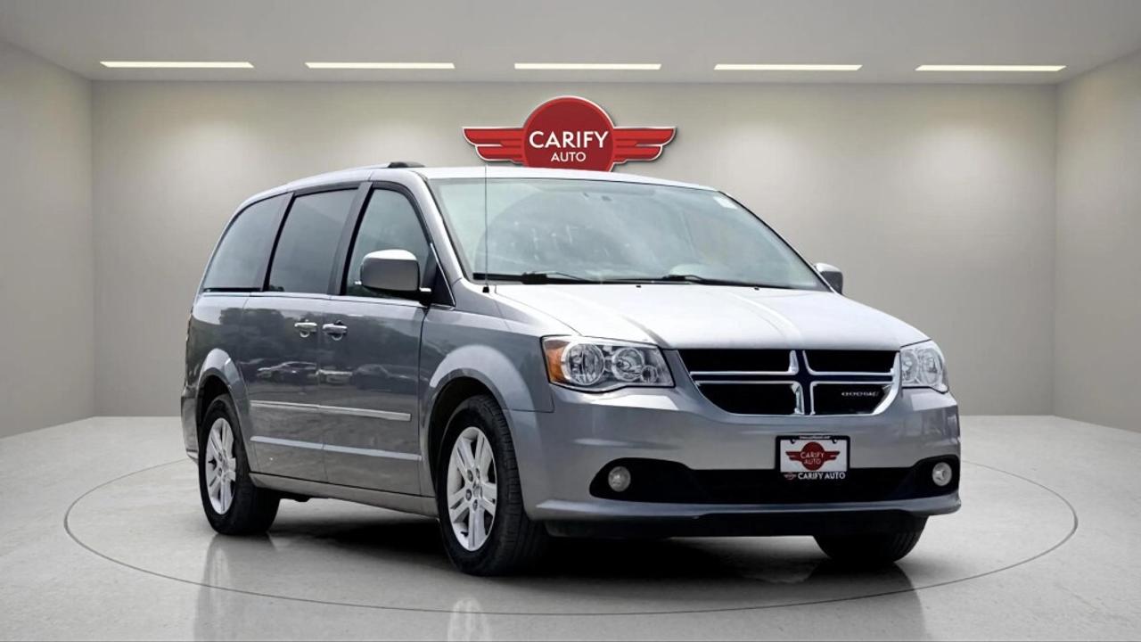 2016 Dodge Grand Caravan Crew Plus Photo2