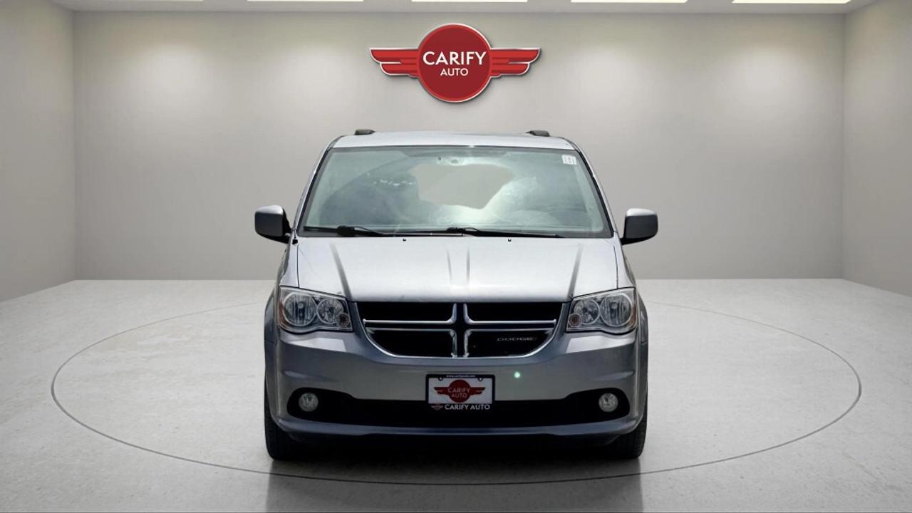 2016 Dodge Grand Caravan Crew Plus Photo