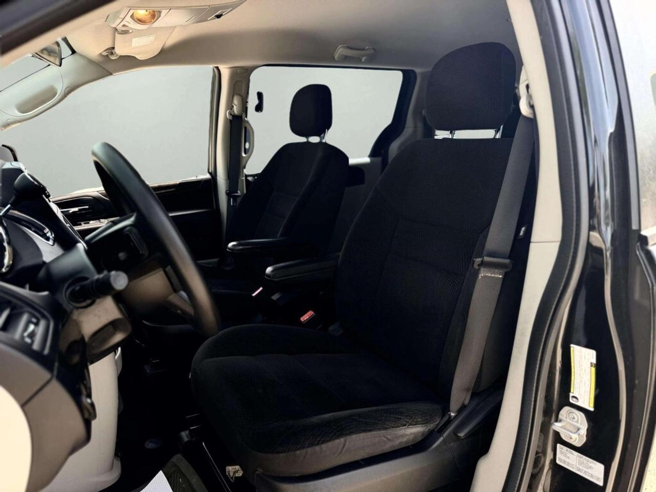 2017 Dodge Grand Caravan CANADA VALUE PACKAGE Photo