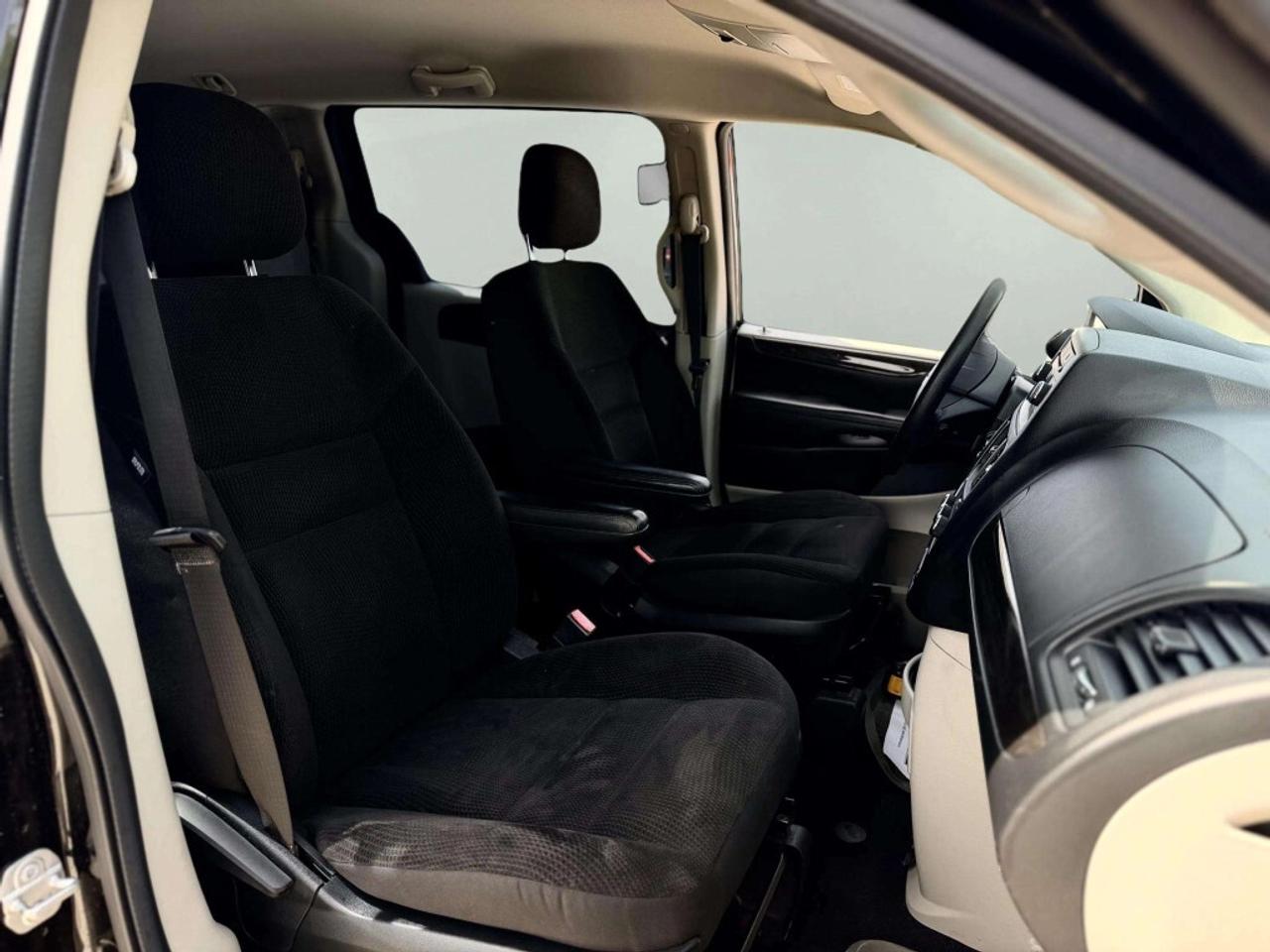 2017 Dodge Grand Caravan CANADA VALUE PACKAGE Photo
