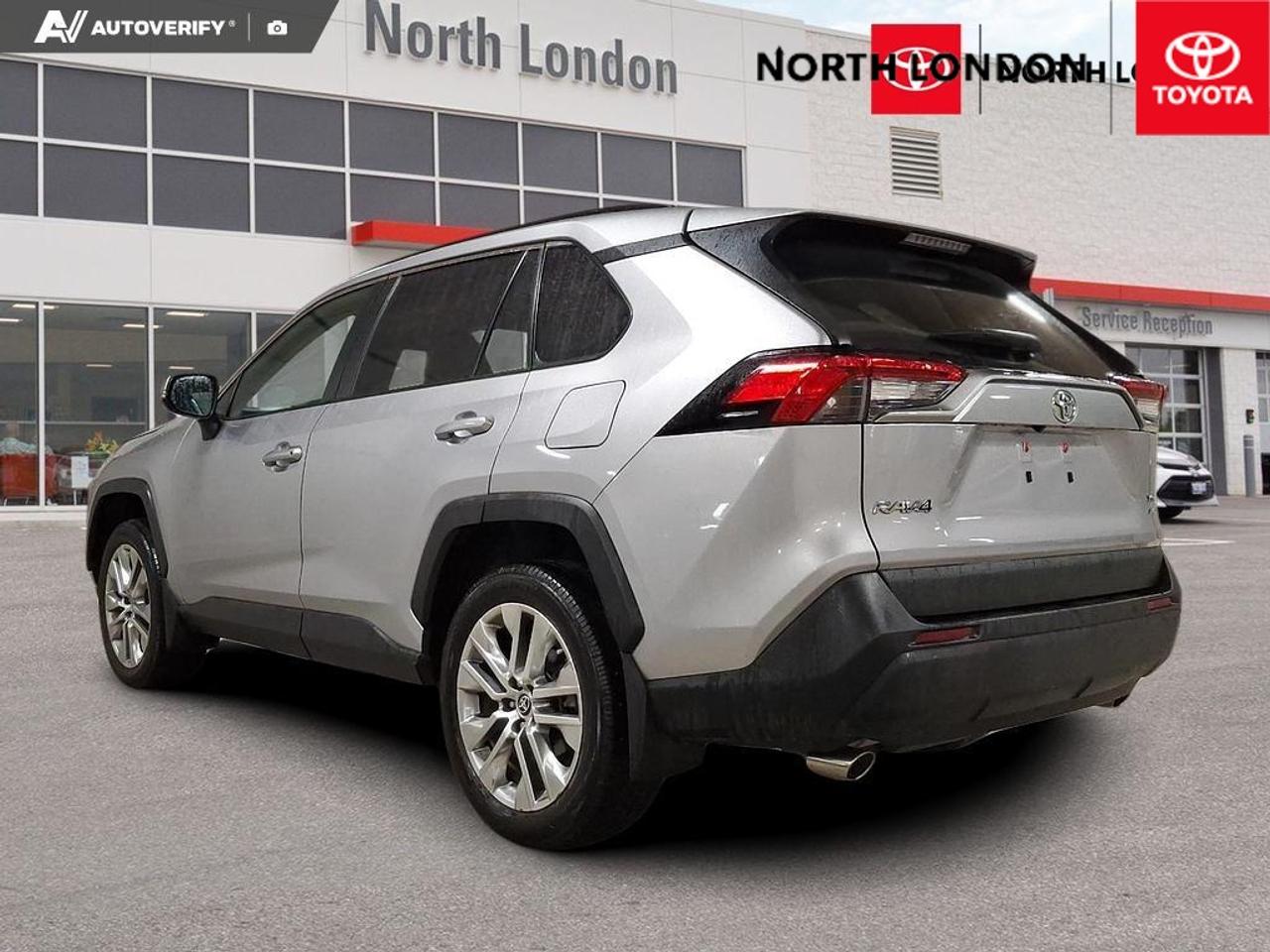 2022 Toyota RAV4 XLE 4dr All-wheel Drive Photo3