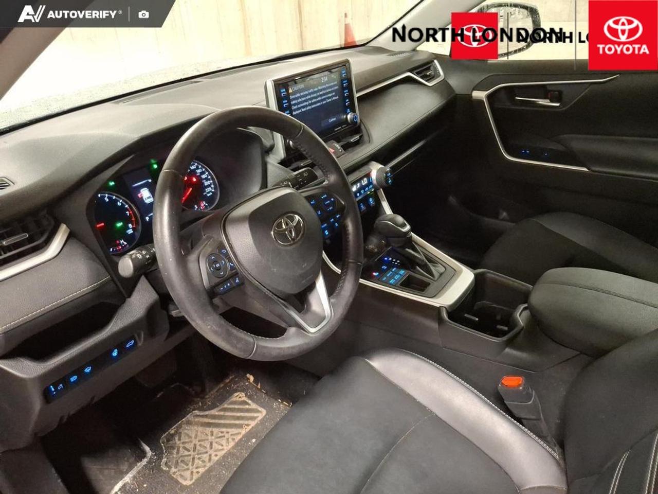 2022 Toyota RAV4 XLE 4dr All-wheel Drive Photo
