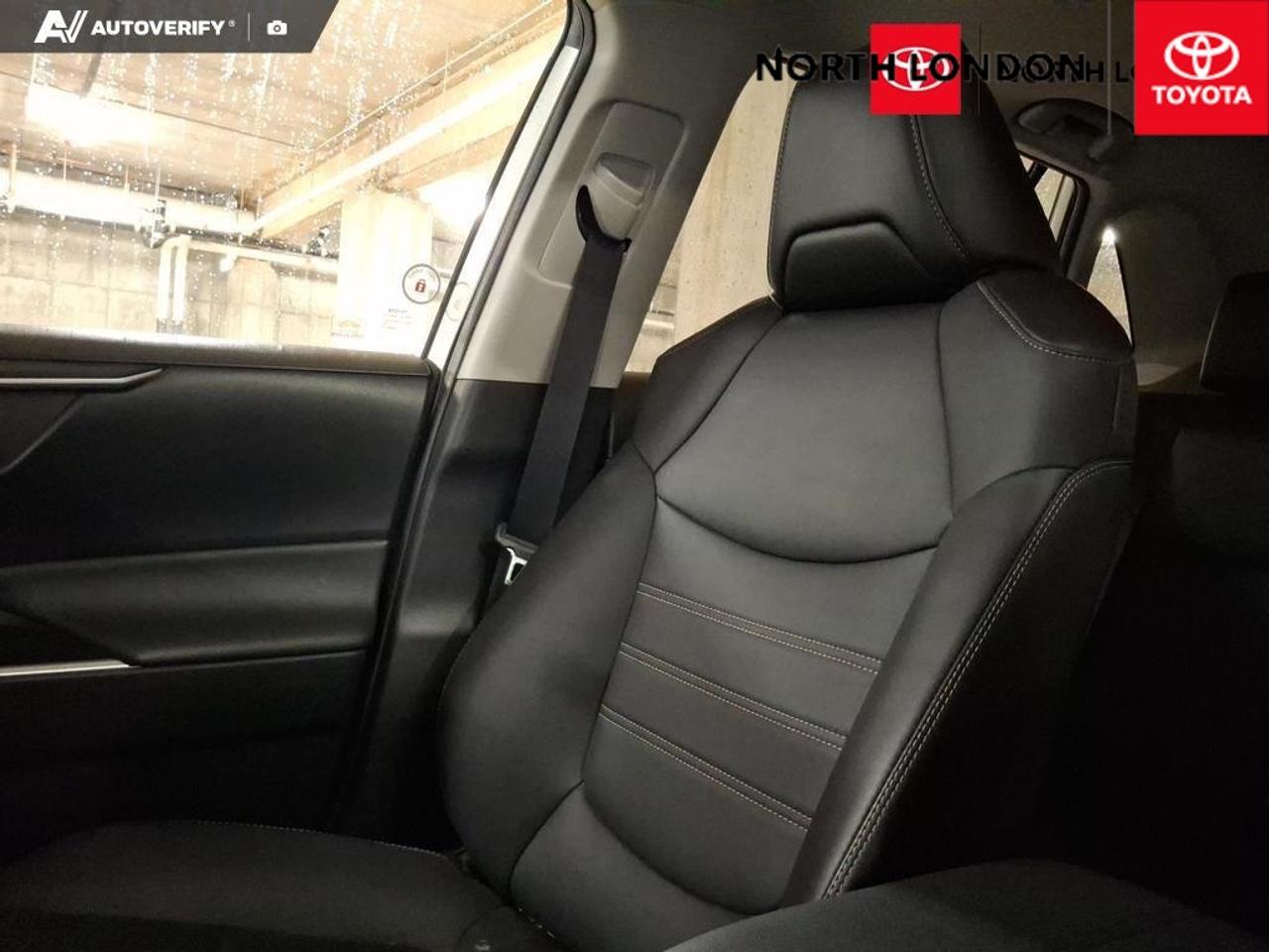 2022 Toyota RAV4 XLE 4dr All-wheel Drive Photo