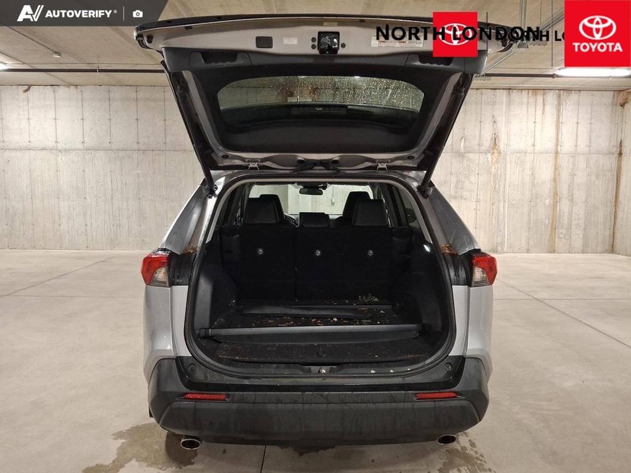 2022 Toyota RAV4 XLE 4dr All-wheel Drive Photo