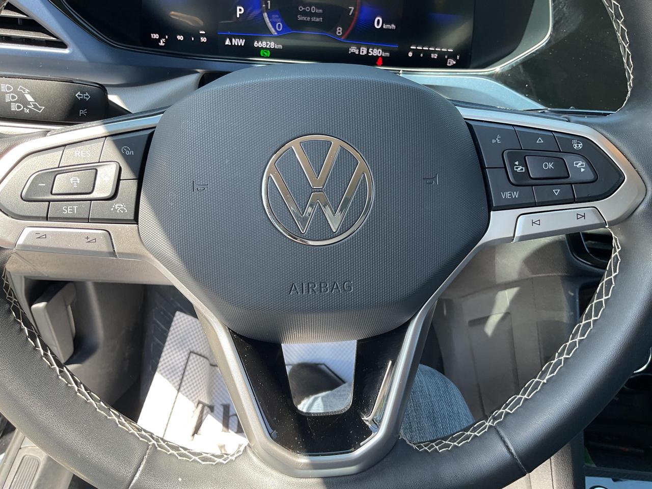 2024 Volkswagen Taos Comfortline 4dr Front-Wheel Drive Photo