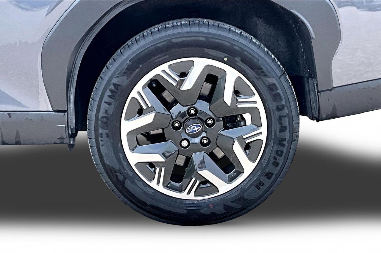 2025 Subaru Forester CONVENIENCE AWD   CLEAN CARFAX   EYESIGHT SAFETY Photo