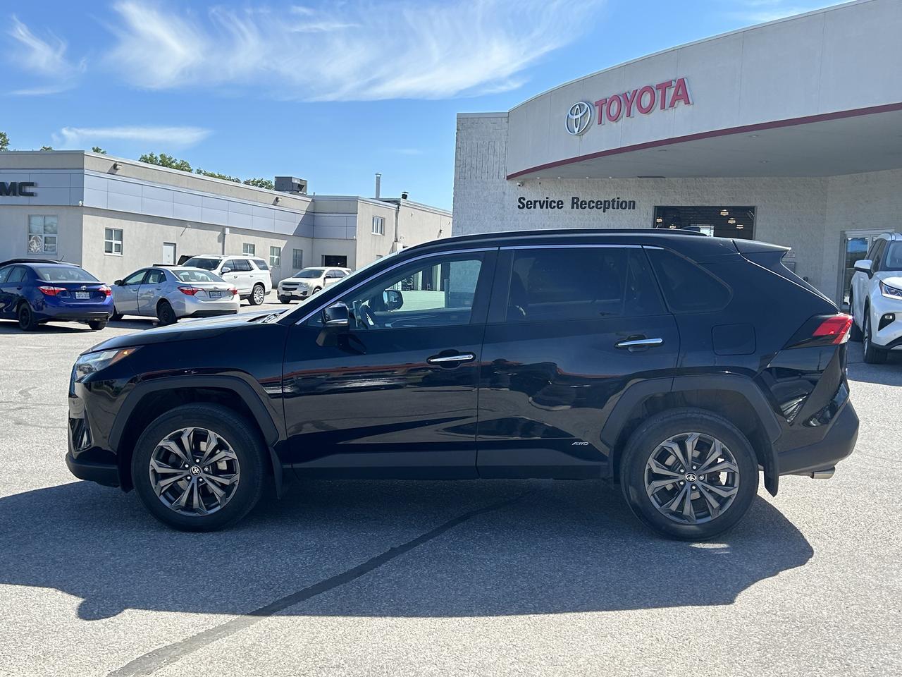 2022 Toyota RAV4 Hybrid Limited AWD Photo
