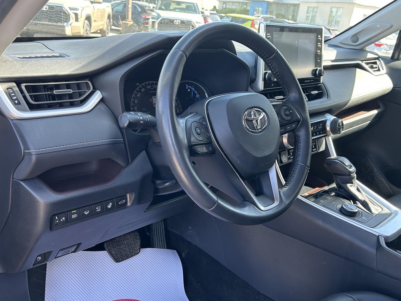 2022 Toyota RAV4 Hybrid Limited AWD Photo