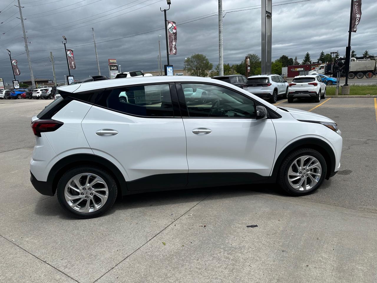 2027 Chevrolet Bolt LT 4dr Photo