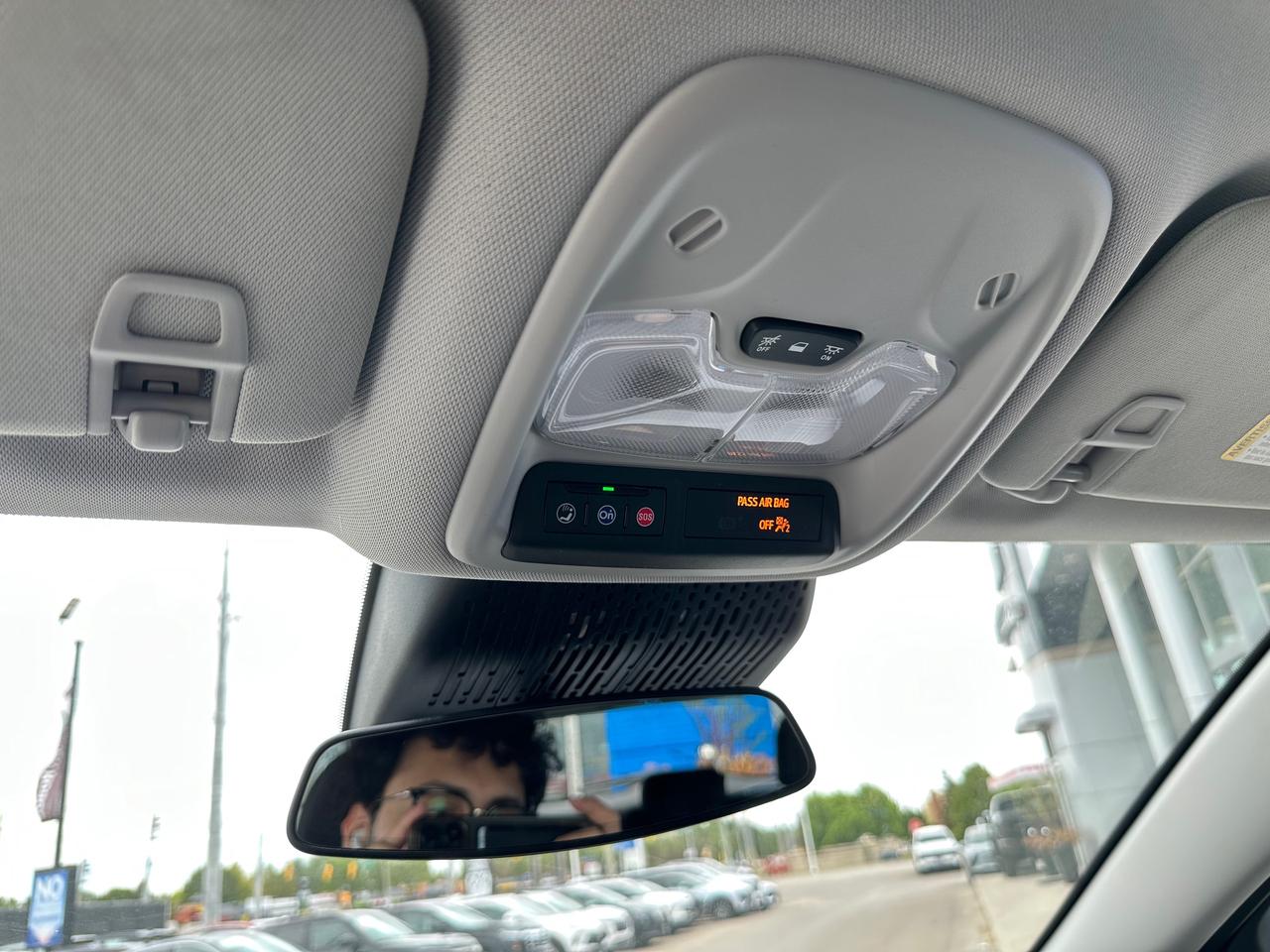 2027 Chevrolet Bolt LT 4dr Photo