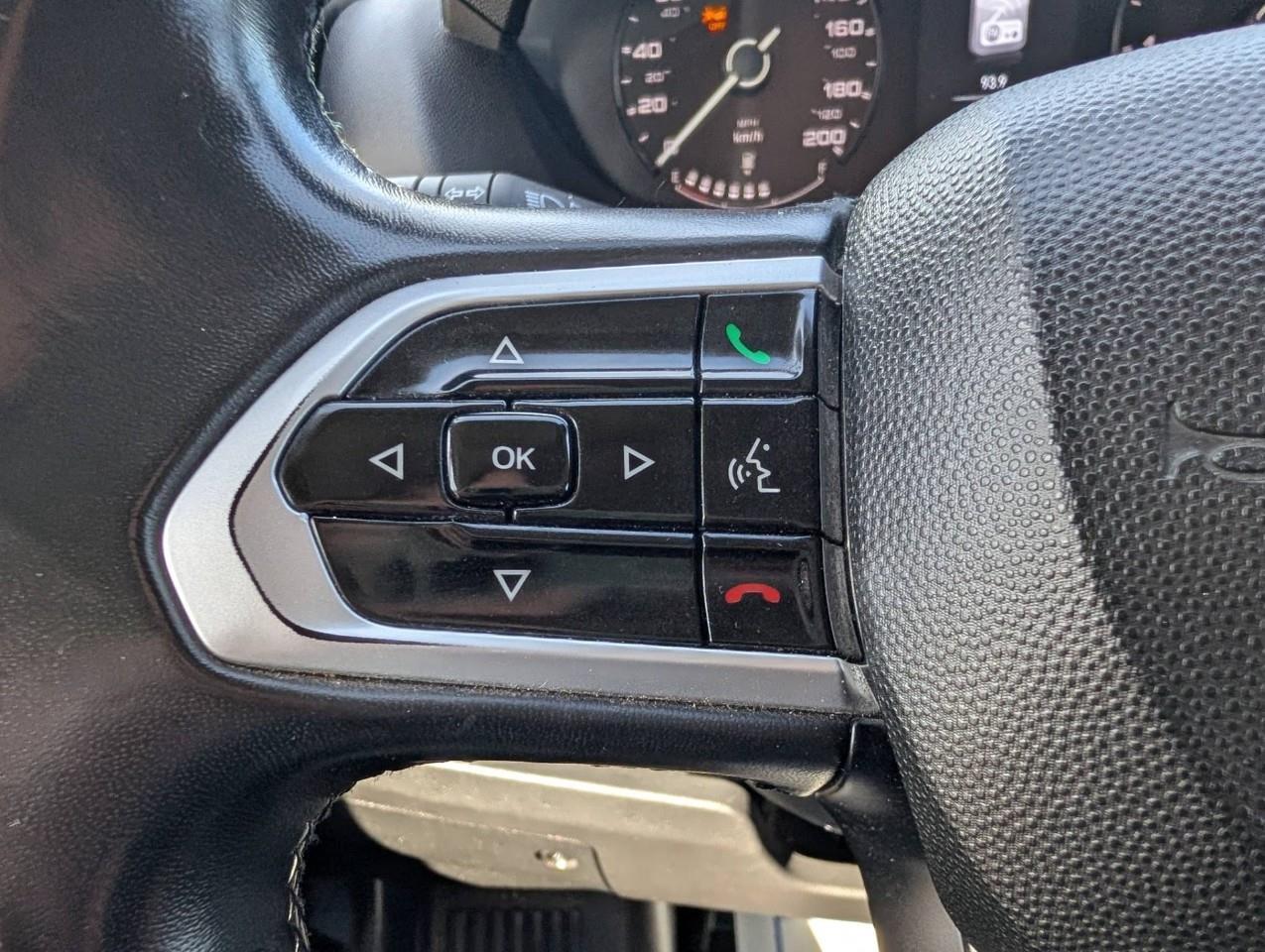 2023 RAM ProMaster 2500 High Roof LOW KMS / NO ACCIDENTS Photo