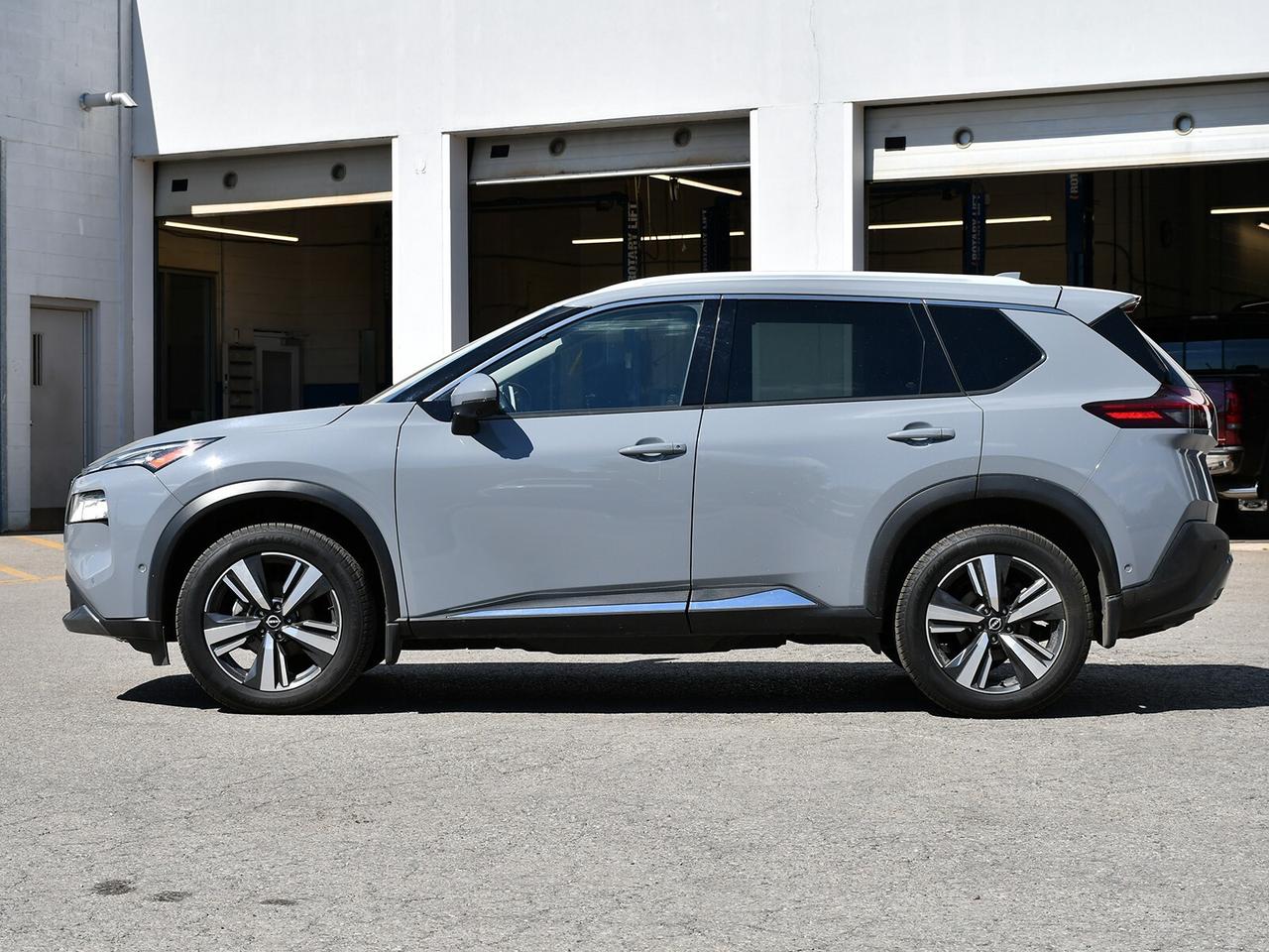 2022 Nissan Rogue SL AWD   FUEL EFFICIENT   BUDGET FRIENDLY Photo