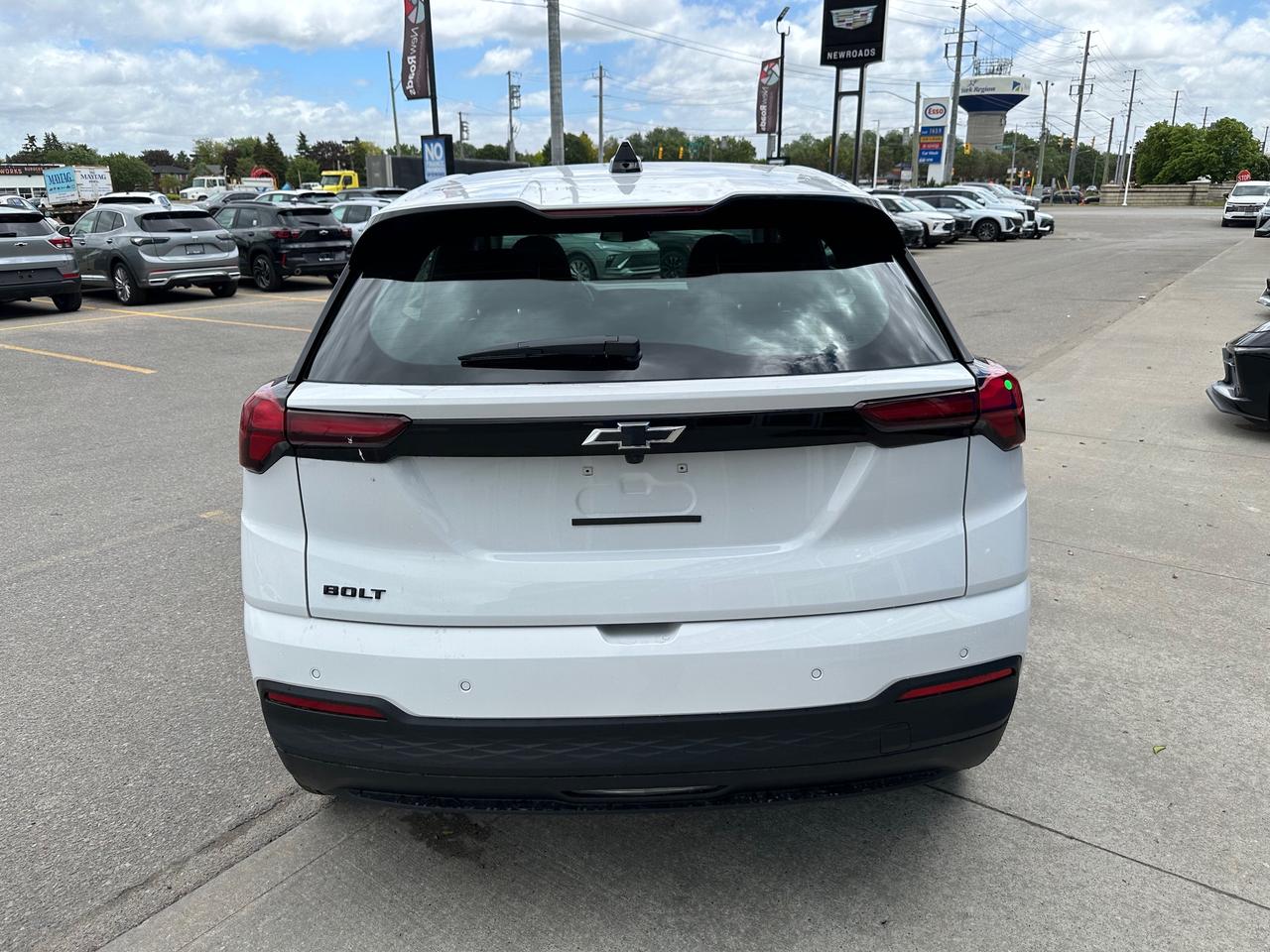 2027 Chevrolet Bolt LT 4dr Photo
