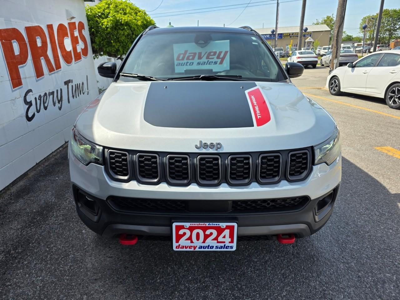 2024 Jeep Compass Trailhawk 4dr 4x4 Photo