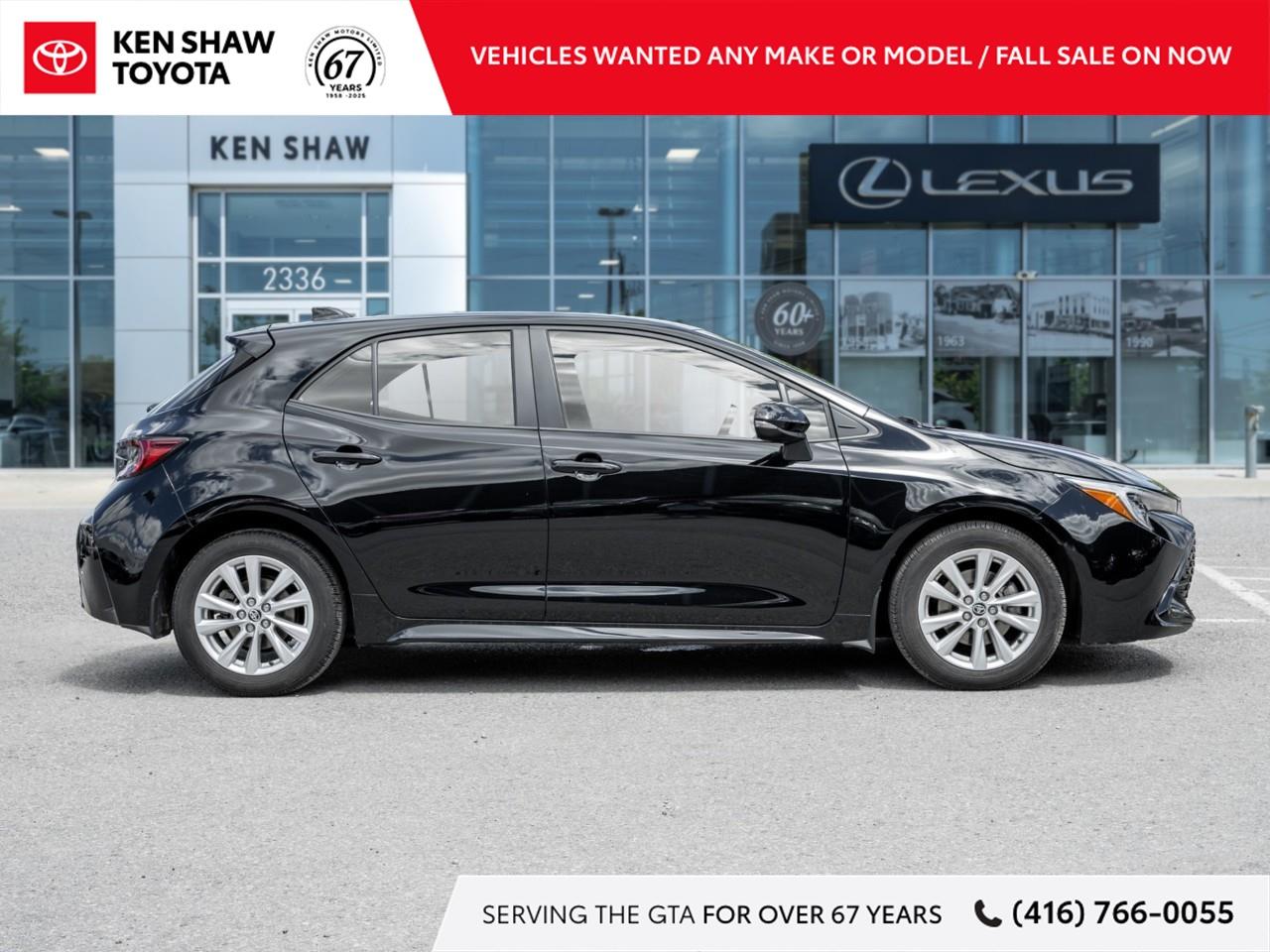 2023 Toyota Corolla Hatchback Base 5dr Photo
