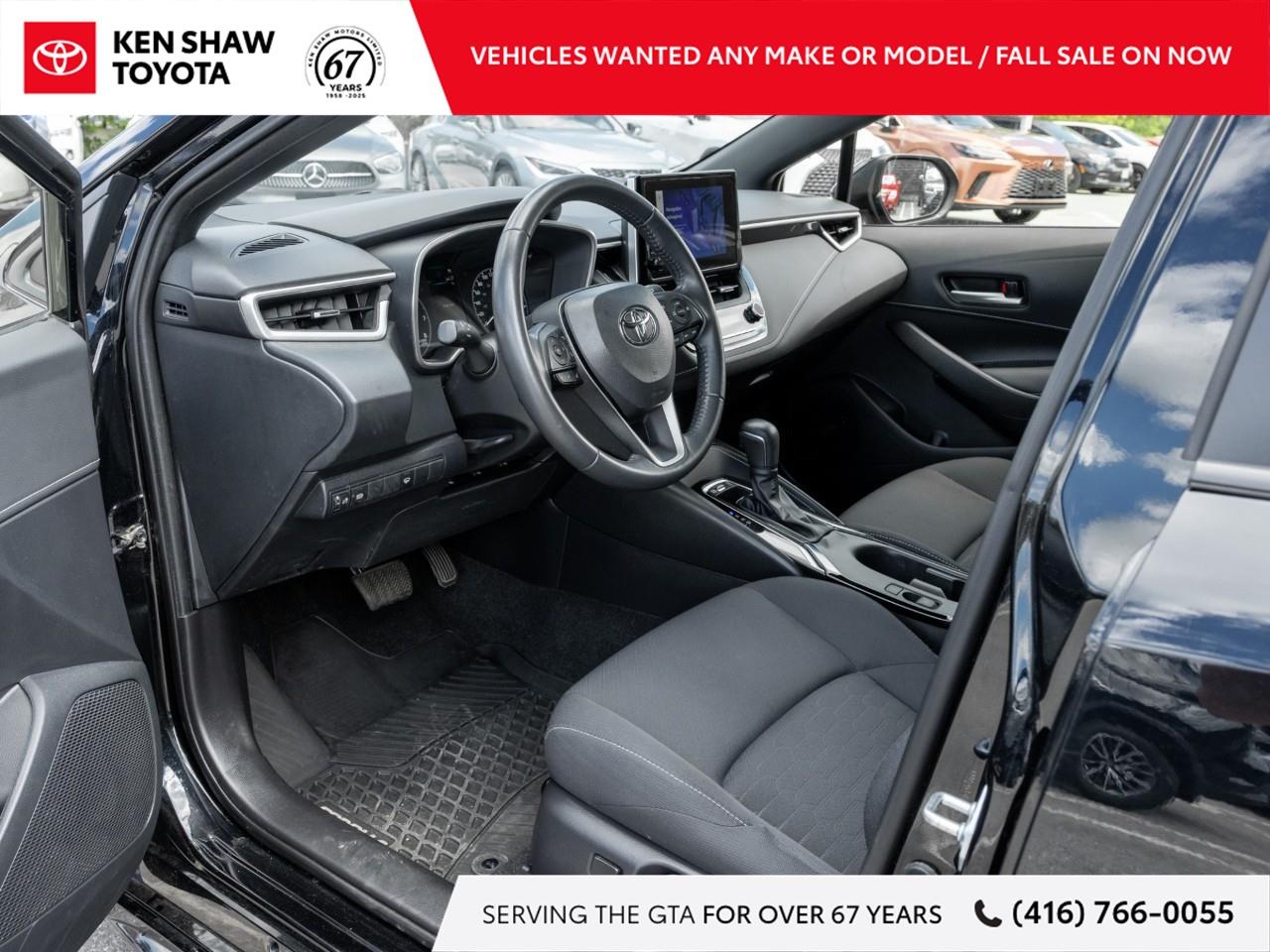 2023 Toyota Corolla Hatchback Base 5dr Photo