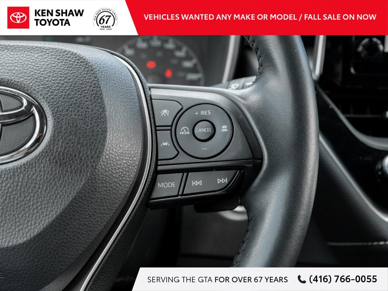 2023 Toyota Corolla Hatchback Base 5dr Photo
