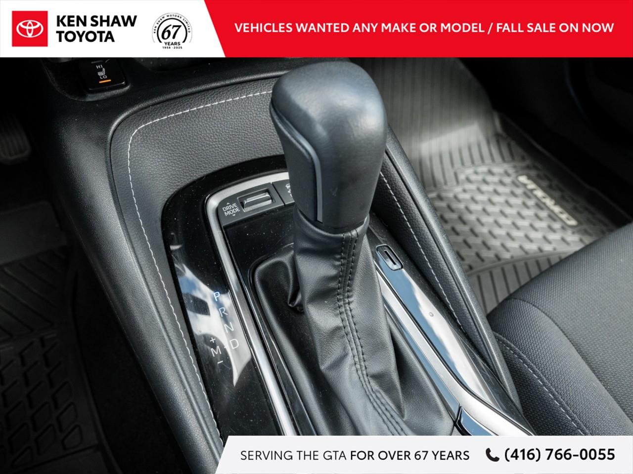 2023 Toyota Corolla Hatchback Base 5dr Photo