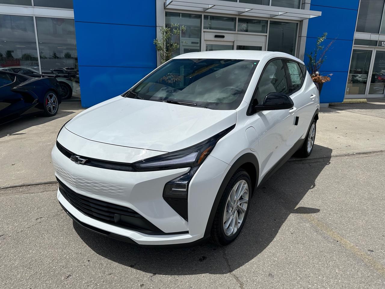2027 Chevrolet Bolt LT 4dr Photo0