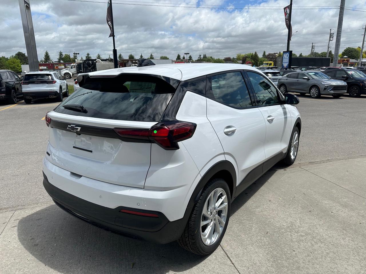 2027 Chevrolet Bolt LT 4dr Photo3