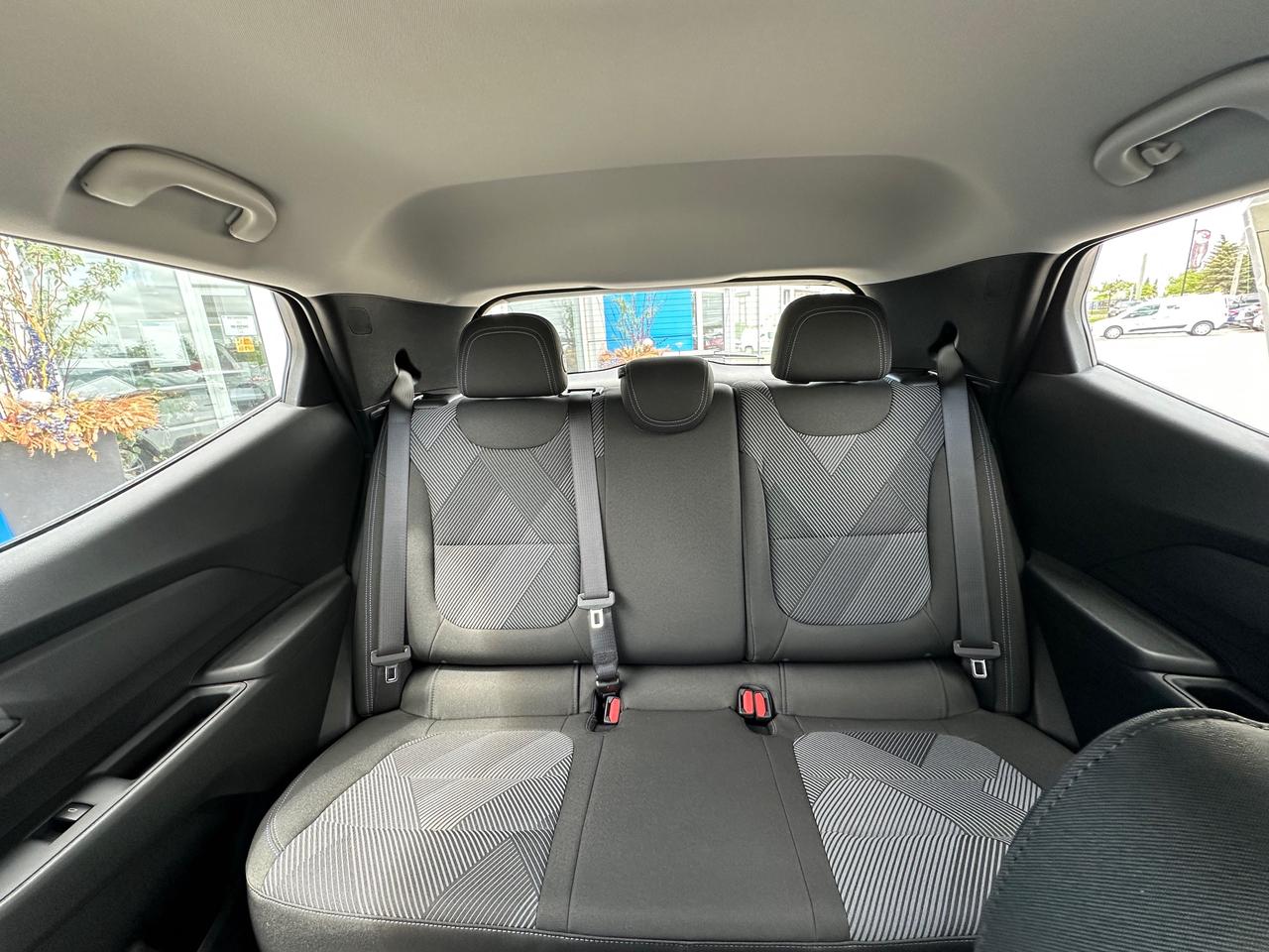 2027 Chevrolet Bolt LT 4dr Photo