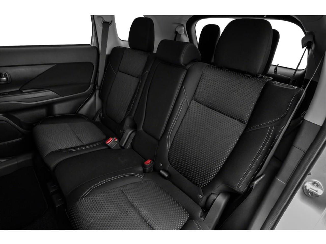 2020 Mitsubishi Outlander ES 4dr S-AWC Photo