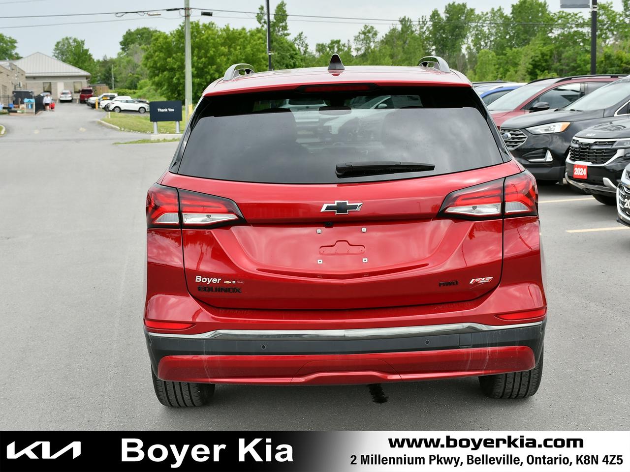 2023 Chevrolet Equinox RS Comes with Set of Snows / rims too Photo4