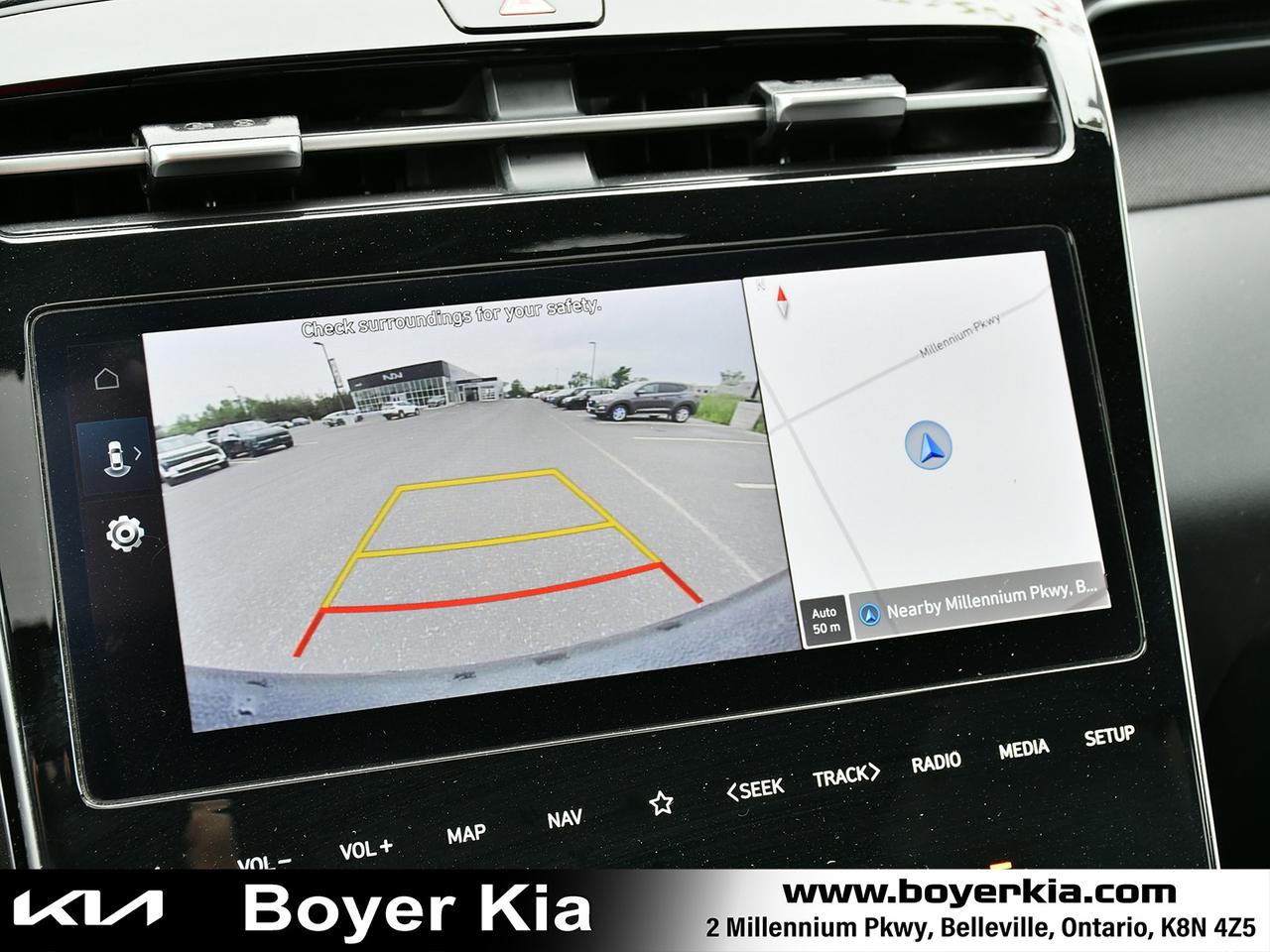 2024 Hyundai Santa Cruz TREND Photo