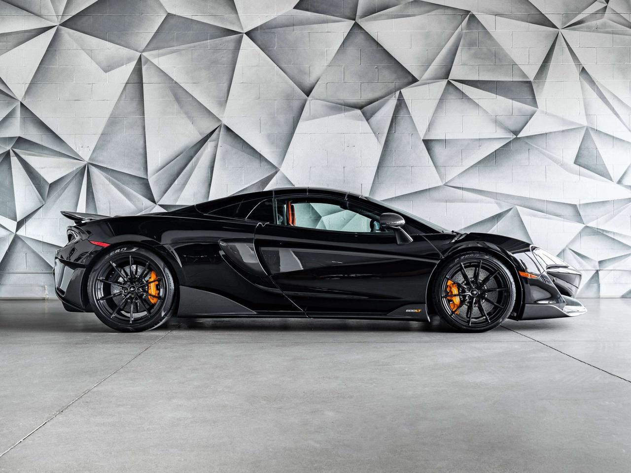 2020 McLaren 600LT  Photo