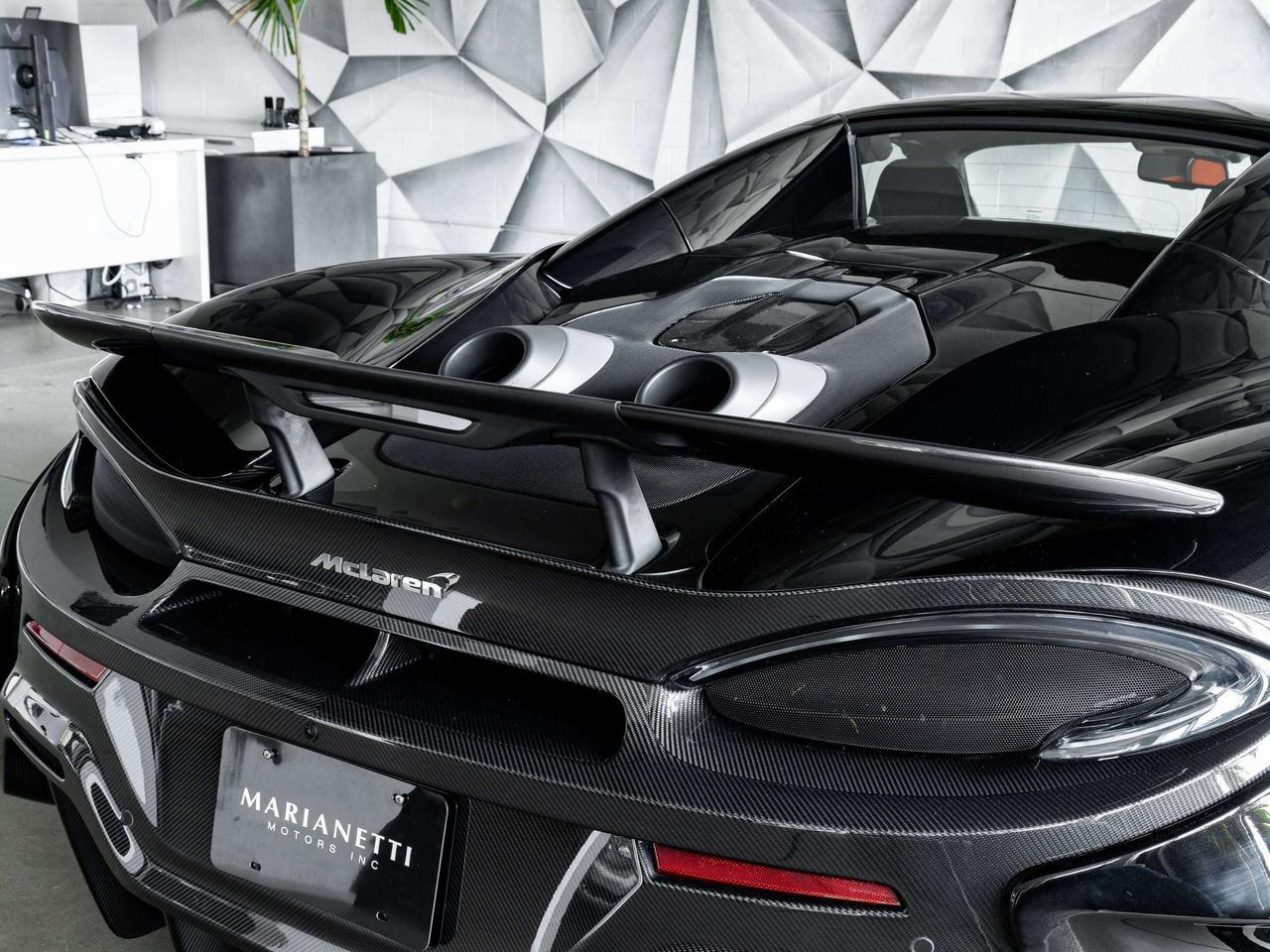 2020 McLaren 600LT  Photo