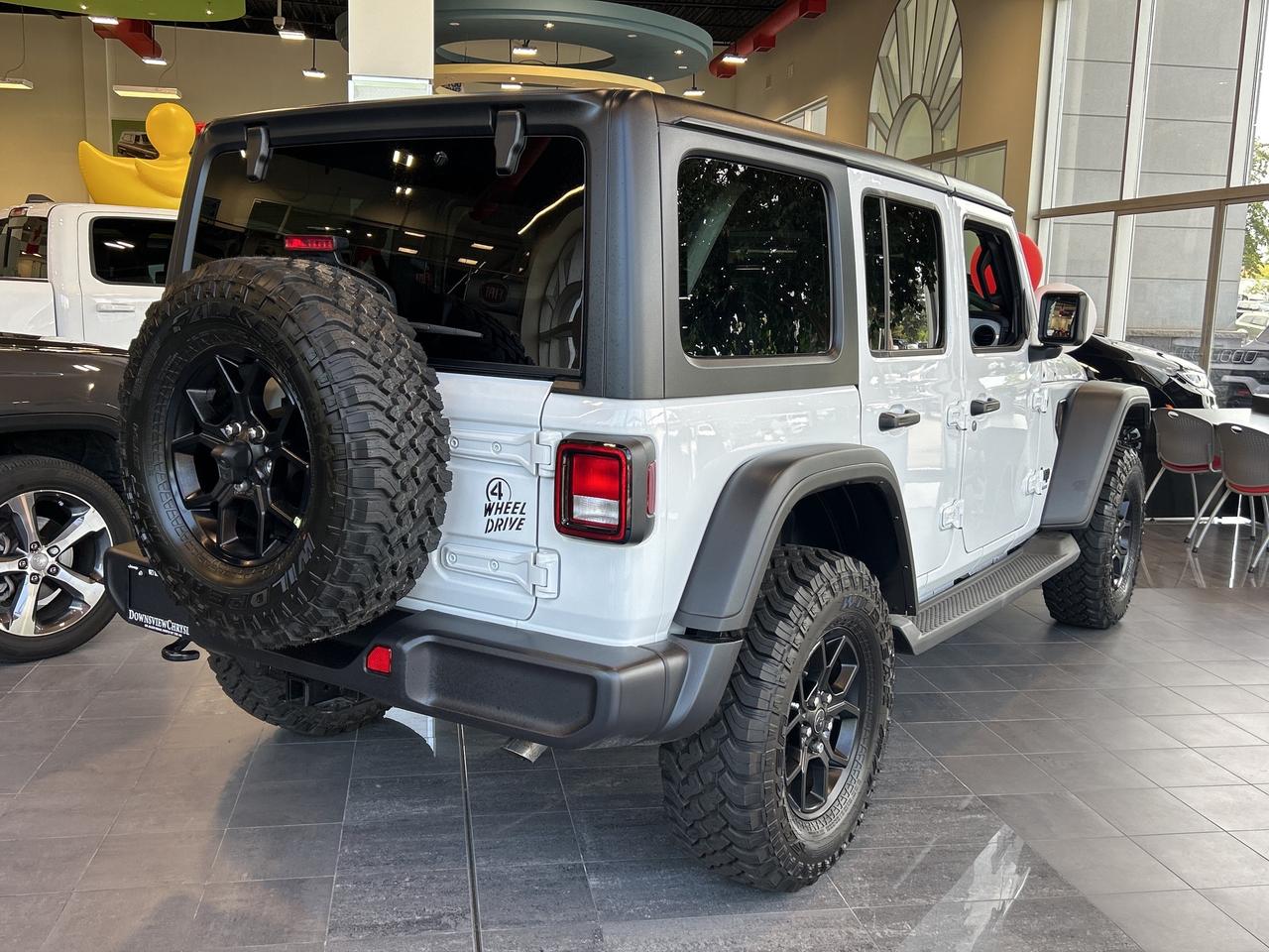 2025 Jeep Wrangler JUST LIKE NEW! Willys w/Hardtop, Convenience Group Photo4