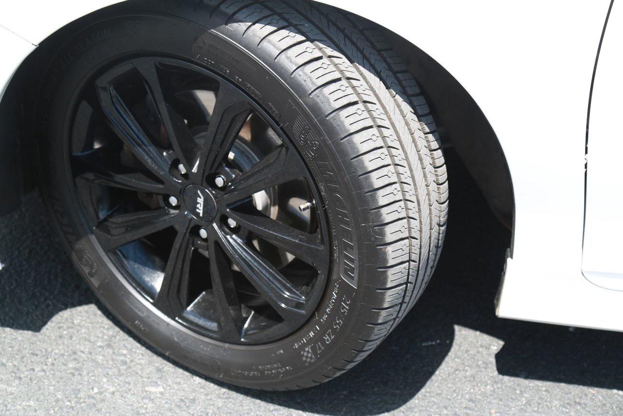 2017 Honda Accord Sedan TOURING Photo