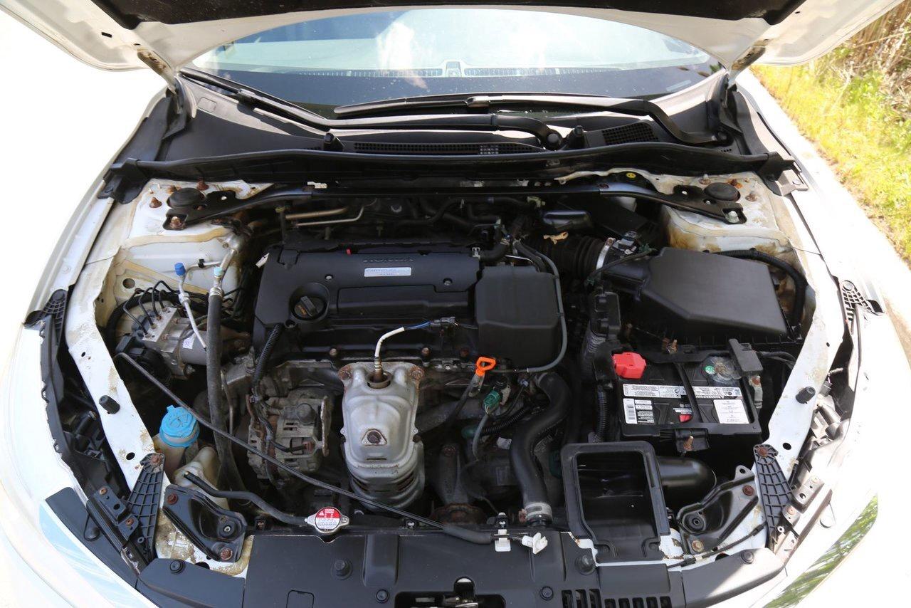 2017 Honda Accord Sedan TOURING Photo