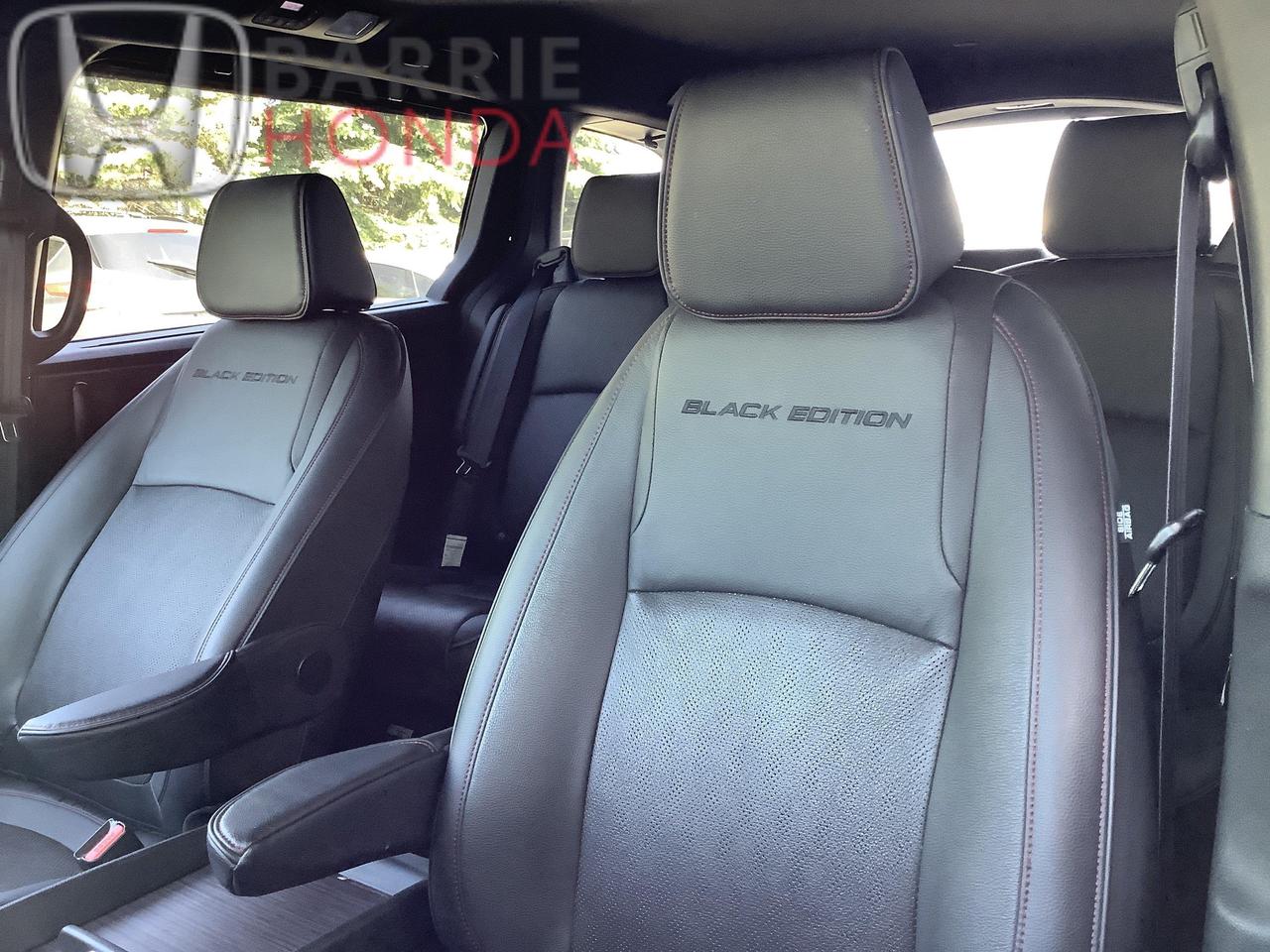 2023 Honda Odyssey Black Edition Passenger Van Photo2