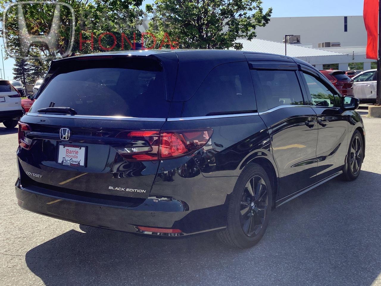 2023 Honda Odyssey Black Edition Passenger Van Photo