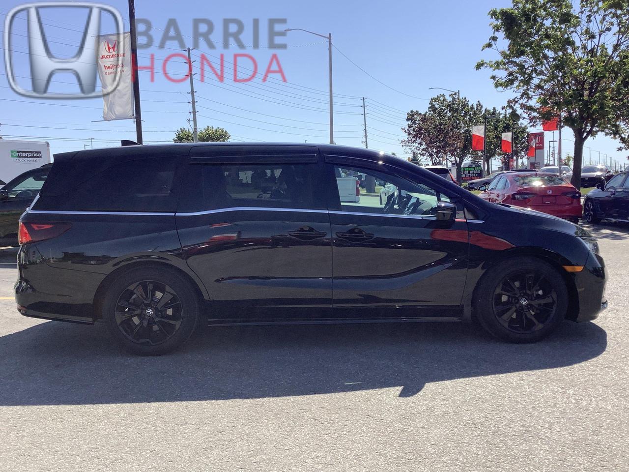 2023 Honda Odyssey Black Edition Passenger Van Photo