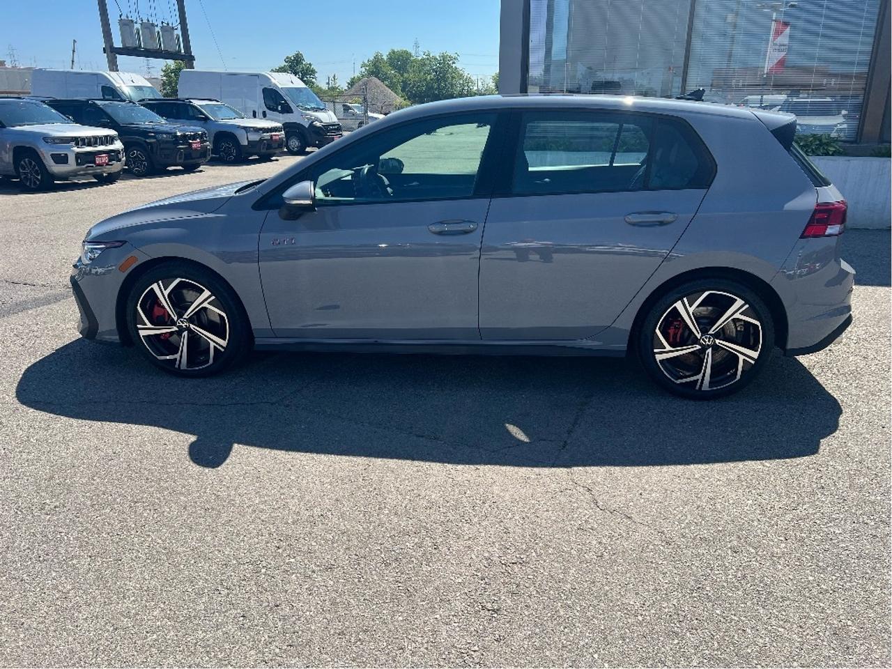 2025 Volkswagen Golf GTI 241 HP *NAVI *SUN *ARTVELOUR INTERIOR *LOW KMS Photo