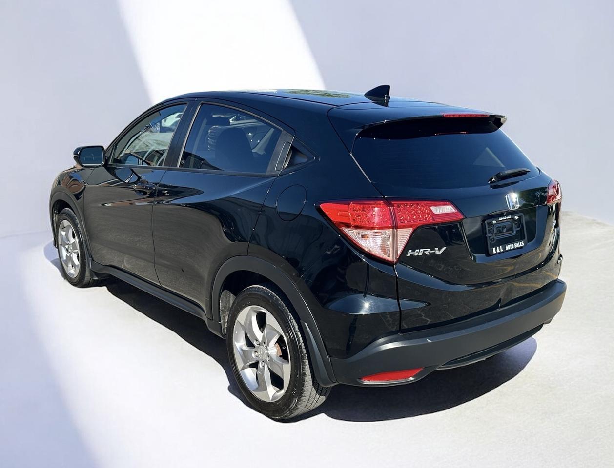 2018 Honda HR-V EX ~ AWD ~ ONE OWNER ~ NO ACCIDENTS ~ CERTIFIED Photo