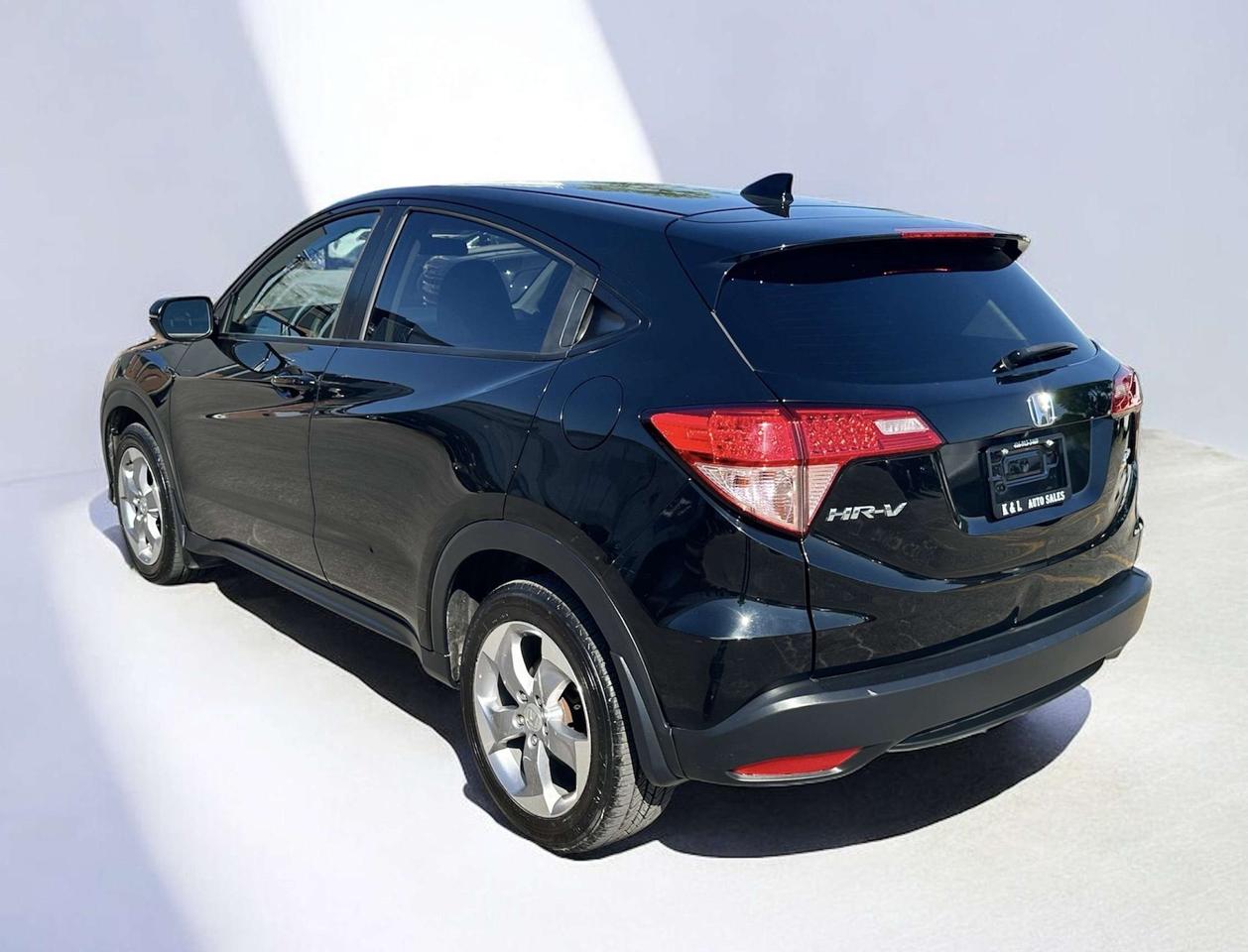 2018 Honda HR-V EX ~ AWD ~ ONE OWNER ~ NO ACCIDENTS ~ CERTIFIED Photo