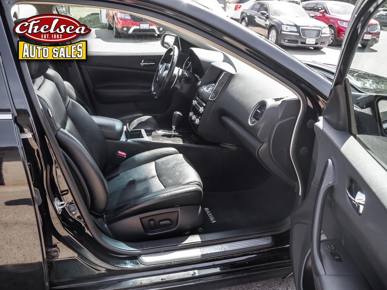 2012 Nissan Maxima SV Photo