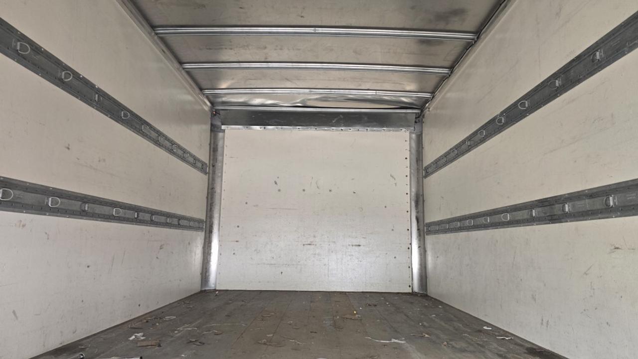 2020 GMC Savana G3500 - 16Ft - V8 Gas - Ramp Photo