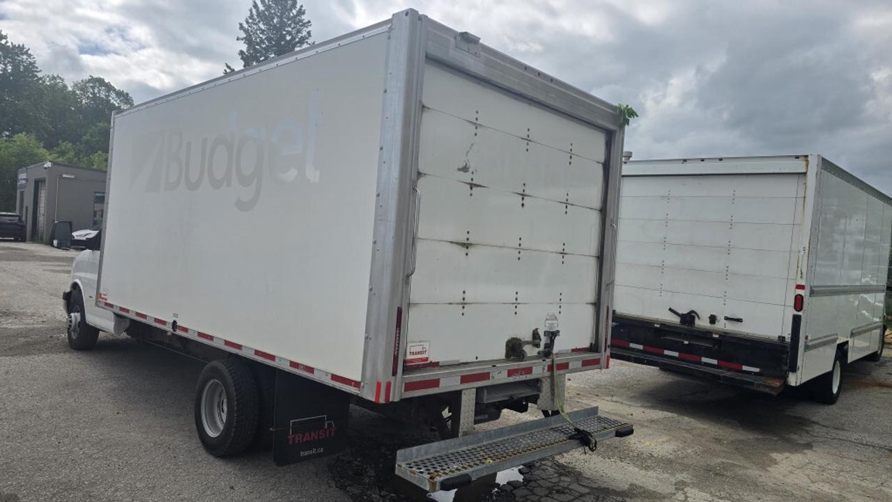 2020 GMC Savana G3500 - 16Ft - V8 Gas - Ramp Photo