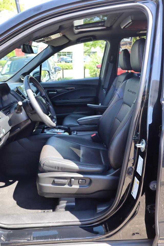2022 Honda Pilot Black Edition 4dr All-Wheel Drive Photo