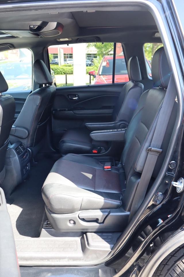2022 Honda Pilot Black Edition 4dr All-Wheel Drive Photo