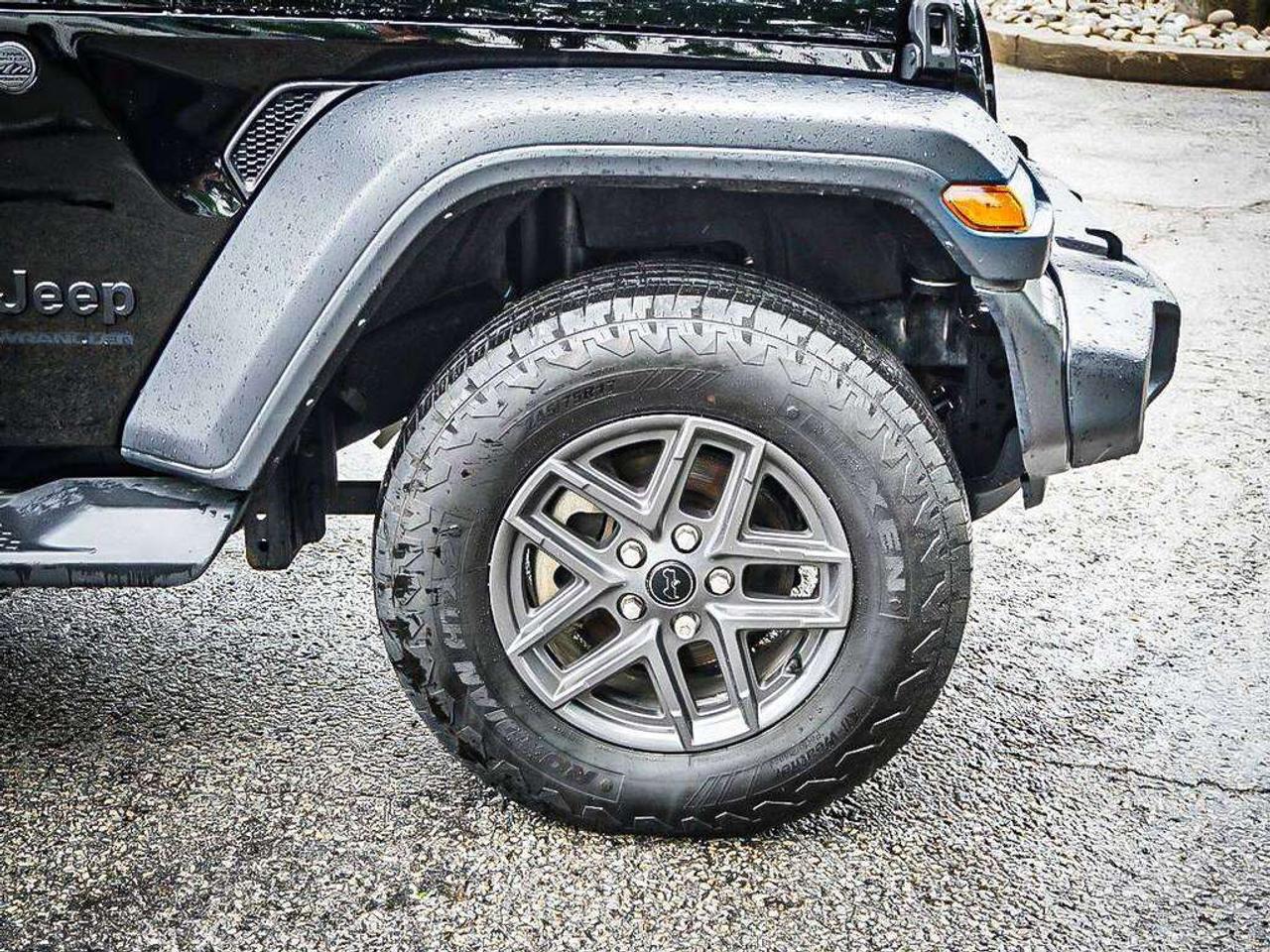 2024 Jeep Wrangler  Photo