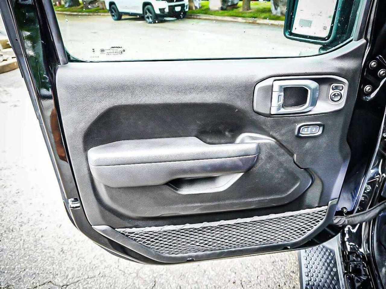 2024 Jeep Wrangler  Photo