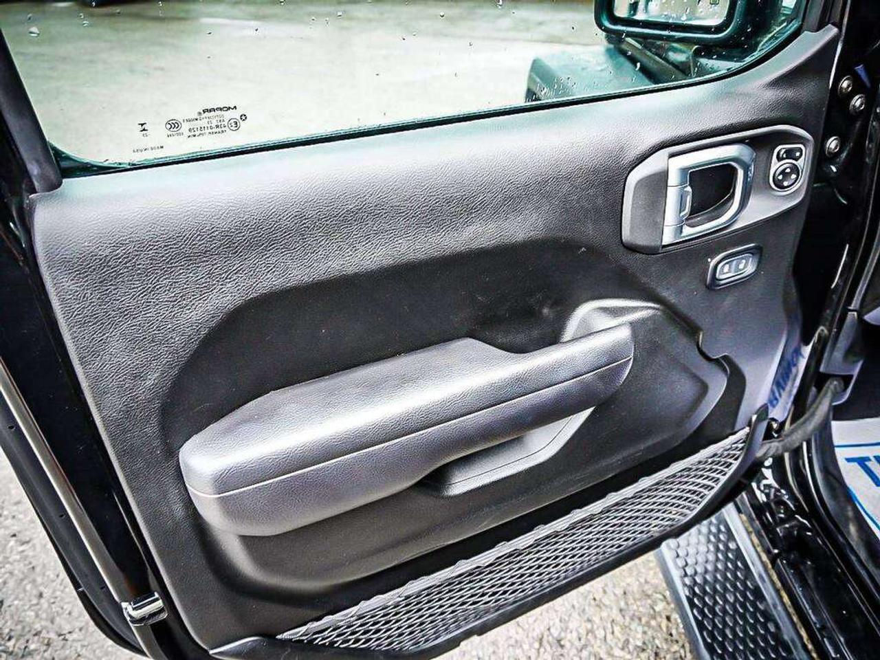 2024 Jeep Wrangler  Photo
