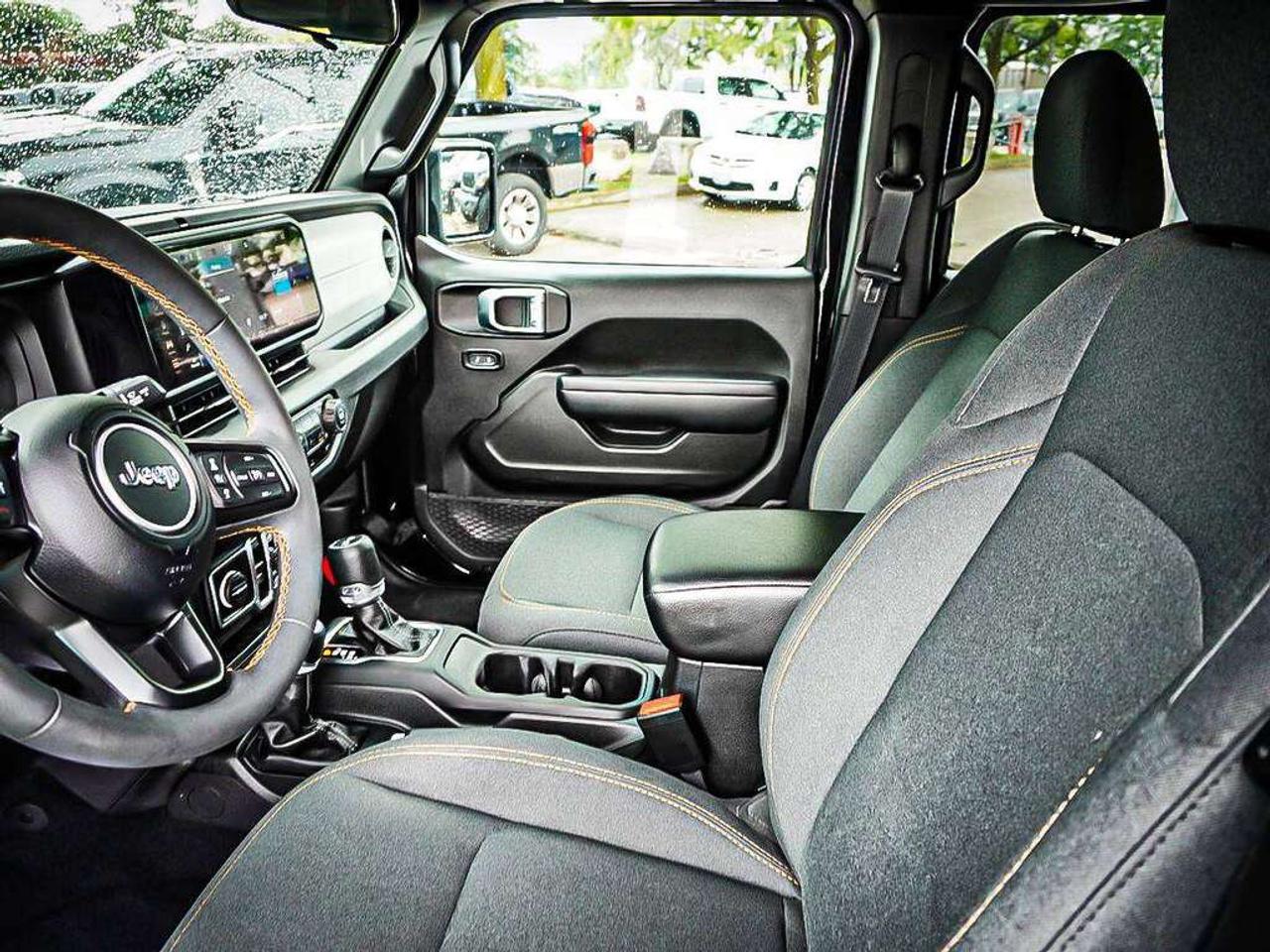2024 Jeep Wrangler  Photo