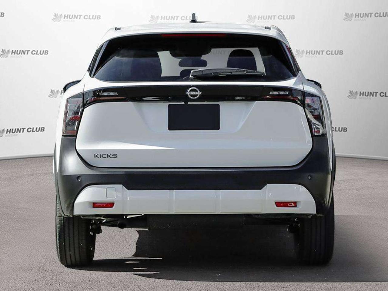 2026 Nissan Kicks SV Photo